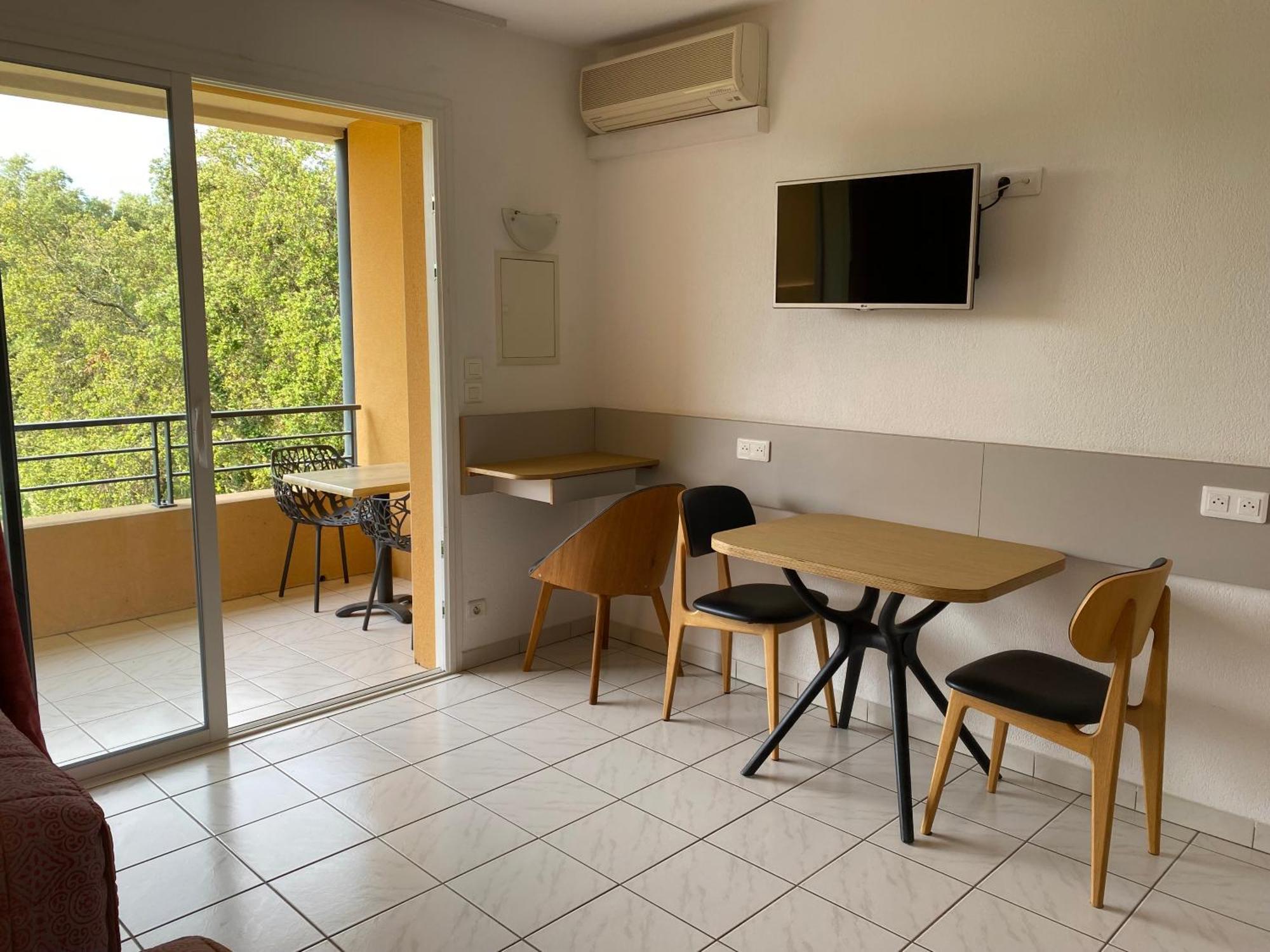 Du Golf Apartment Nimes